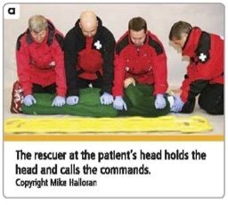 rescuer1 maintains spinal alignment.jpg